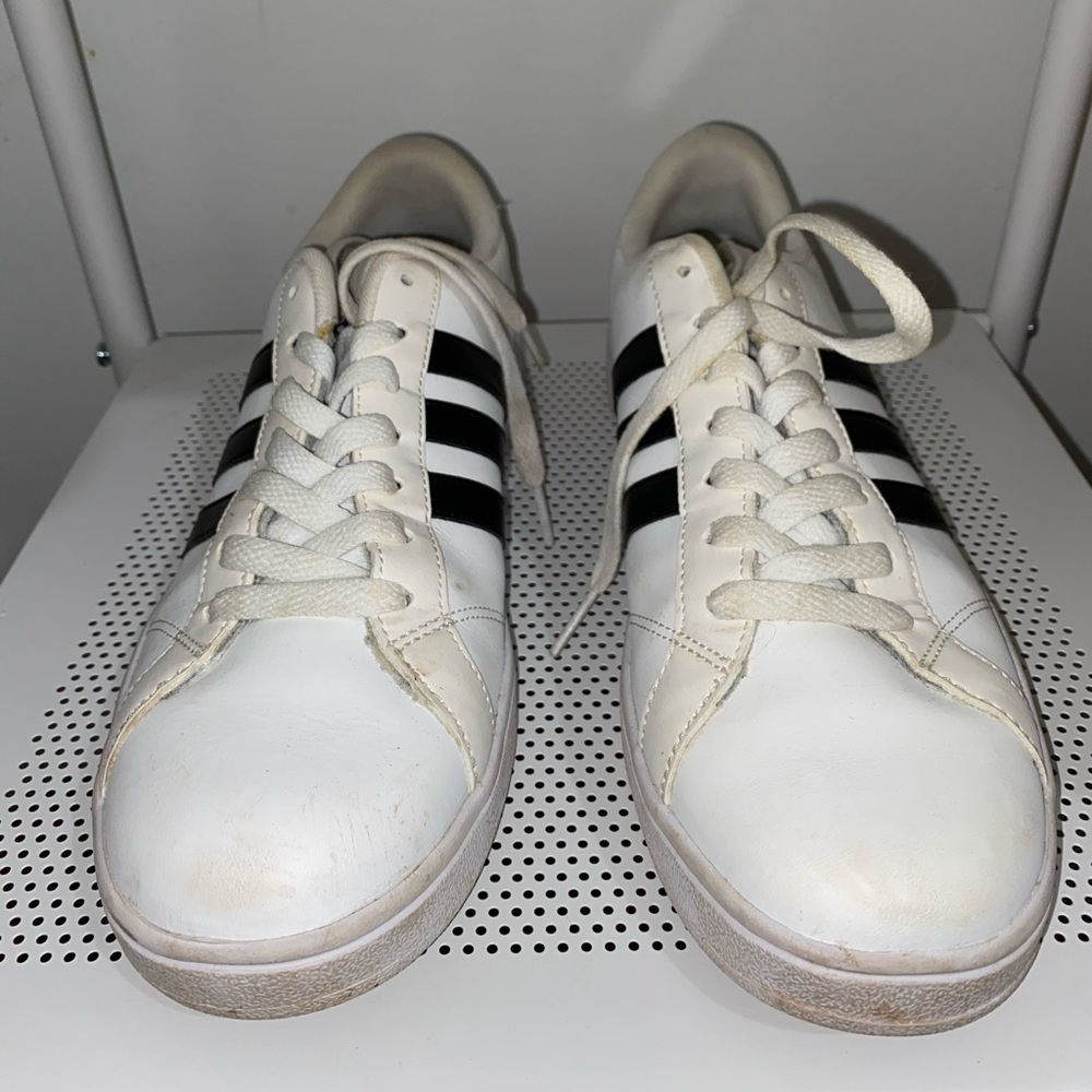 Adidas Grand Court Sneakers